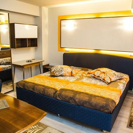 Apartament Calea Bucuresti Питещ Екстериор снимка